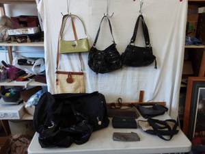 lot 28 image: Lot Of Assorted Fashion Bags