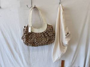 lot 32 image: Coach Handbag With Dust Bag