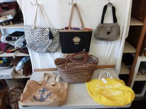 lot 41 image: Assorted Beach Bags & Back Sacks