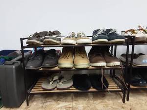 lot 52 image: Shoe Rack With 8 Pair Of Mens Shoes Size 910