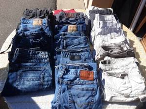 lot 54 image: Approx. 16 Pair Mens Jeans 34W