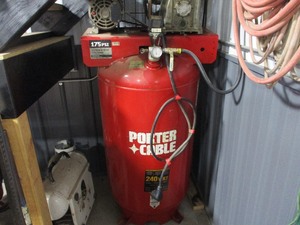 lot 2 image: PORTER CABLE 80 GAL AIR COMRESSOR  220 VOLT