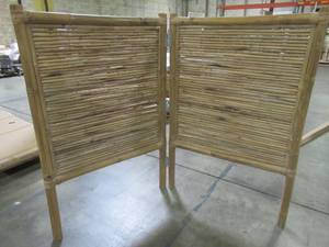 lot 125 image: Bamboo54 Bamboo Panel Headboard, 58012. Approximately 77 X 58 Tall.