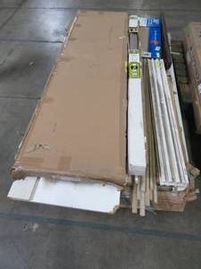 lot 127 image: WHOLESALE MIXED PALLET OF MISCELLANEOUS DOOR SLABS, COUNTER TOPS, SHOWER GLASS, BUILDING MATERIALS AND MORE