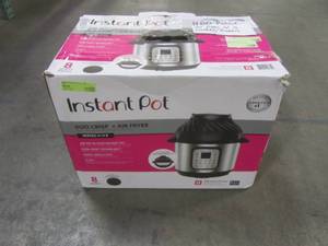 lot 809 image: Instant Pot Duo Crisp 11-in-1 Air Fryer