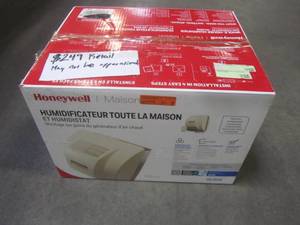 lot 838 image: Honeywell Powered Flow-Through Whole House Humidifier HE360A
