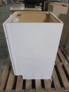 lot 341 image: Bathroom Vanity Cabinet 23.5 x 34.5 x 21.5 2140430