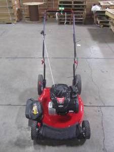 lot 1-723 image: Troy-bilt 21 in. 140 cc 500e Series Briggs & Stratton Gas Walk Behind Push Mower with 2-in-1 Cutting TriAction Cutting System TB100