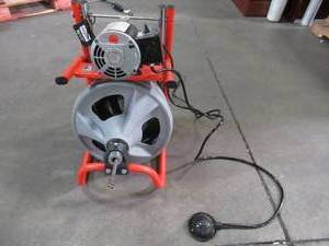 lot 8 image: RIDGID K-400 Drum Machine with C-32 IW Cable 52363 - Missing Cutters, Wheels, Handle Clip, Does not SpoolFeed.