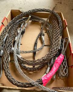 Wire Pulling Grips