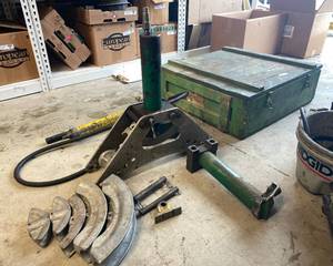 Greenlee 12-2 one slot bender