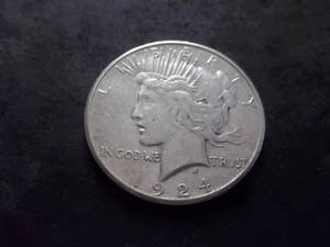 lot 30 image: 1924 S Peace Silver Dollar