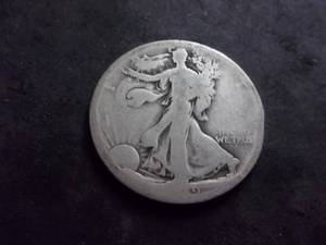 lot 70 image: 1929 D Walker Half Dollar
