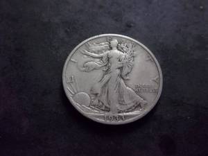 lot 72 image: 1933 S Walker Half Dollar
