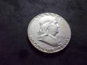 lot 122 image: 1952 Franklin Half Dollar