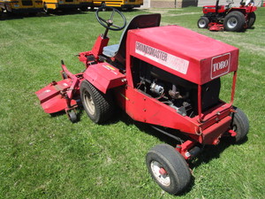 lot 901 image: TORO GROUNDMASTER RIDING MOWER