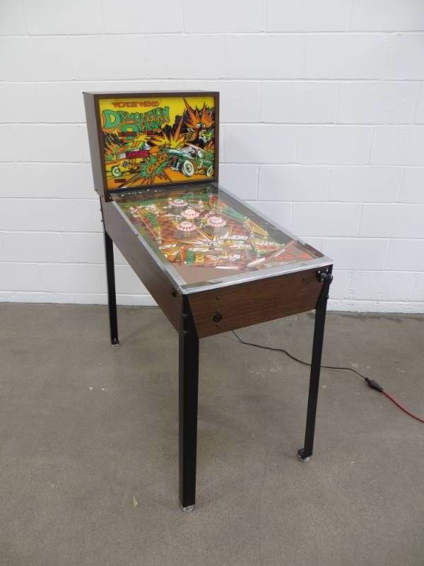 demolition derby pinball machine