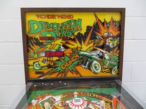 lot 1 image: WONDER WIZARD Demolition Derby Pinball Machine