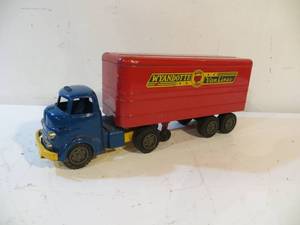 lot 2 image: VINTAGE Metal Wyandotte Van Lines Cargo Truck Toy