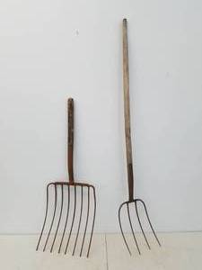 Two Pitch Forks
