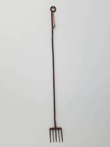 Fishing Spear or Similar Item