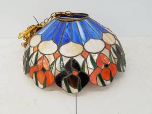 Hanging Stained Glass Light Fixture