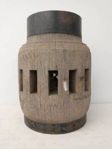 Old Wheel Hub