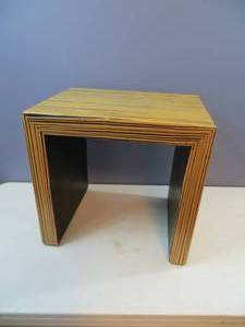 lot 19 image: VINTAGE Side Table