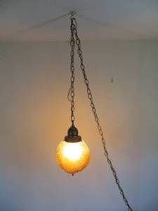 lot 73 image: VINTAGE Hanging Light