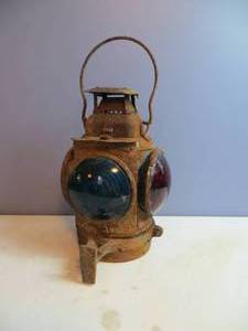 lot 111 image: VINTAGE Adlake Railroad Lamp