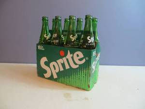 lot 120 image: VINTAGE 8-Pack of Sprite