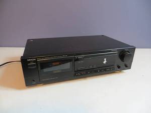 lot 135 image: Denon DRM-540