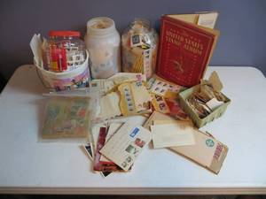 lot 148 image: Stamp Collection