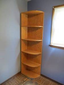 lot 173 image: Wooden Corner Shelf
