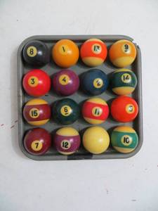 lot 193 image: Billiard Ball Set
