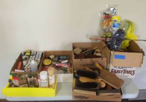 lot 258 image: Shoe maintenance lot