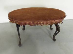 lot 270 image: Foot stool