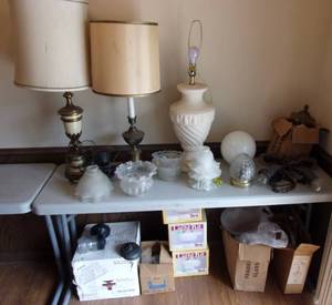 lot 295 image: Misc Lamps and Parts
