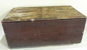 lot 304 image: Trunk