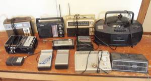 lot 336 image: Misc Radios