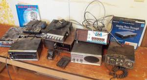 lot 347 image: CB Radios