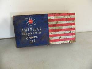 lot 354 image: Erector Set Box