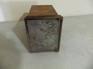 lot 358 image: Lock Box
