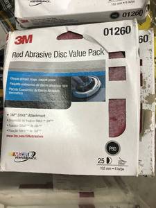 lot 14 image: Sanding Supplies
