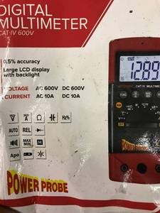 lot 27 image: 6 Count Digital Multimeter