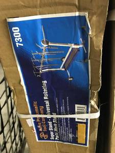 lot 38 image: Universal Rotaing Parts Work Stand