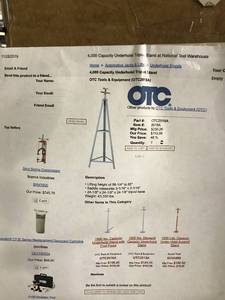lot 41 image: OTC Underhoist Tripod Stand