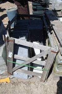 Lot of (1 Pallet) Flat Stones 24x12x1.25in.