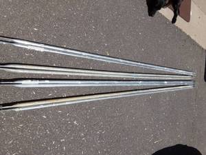 lot 11 image: 4-Pair Metal Tech 7 x 4 Scaffolding Cross Braces