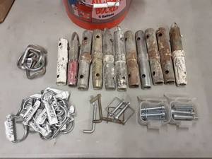 lot 13 image: Scaffold Extension Brackets & Pins